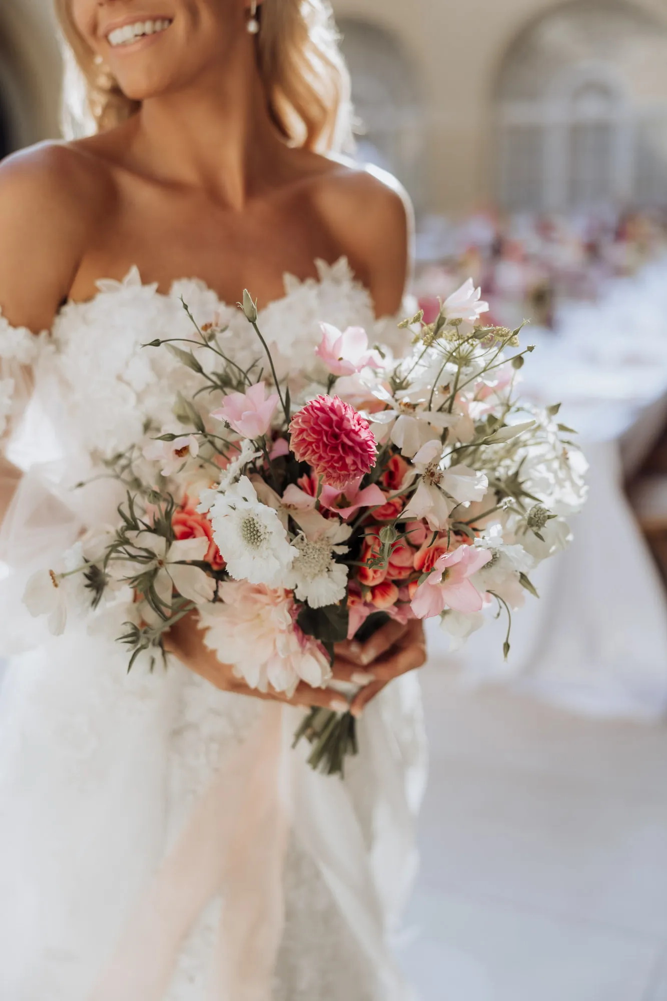 stacy zach villa dalmacija split wedding bridal bouquet 01